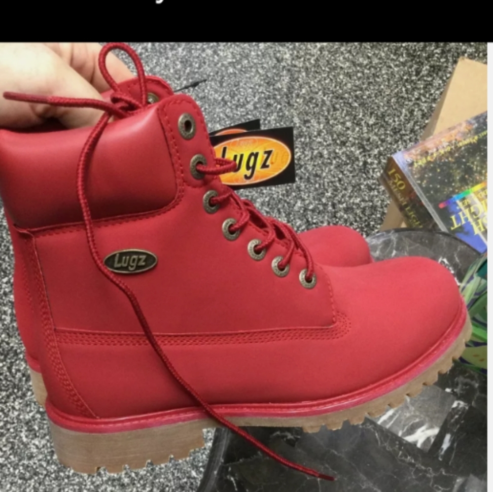 NWOT Men's Red Lugz